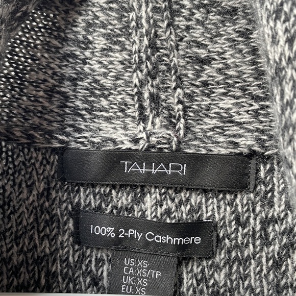 Tahari cashmere sweater - Picture 2 of 3
